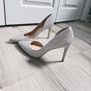 Heels I-N-C
